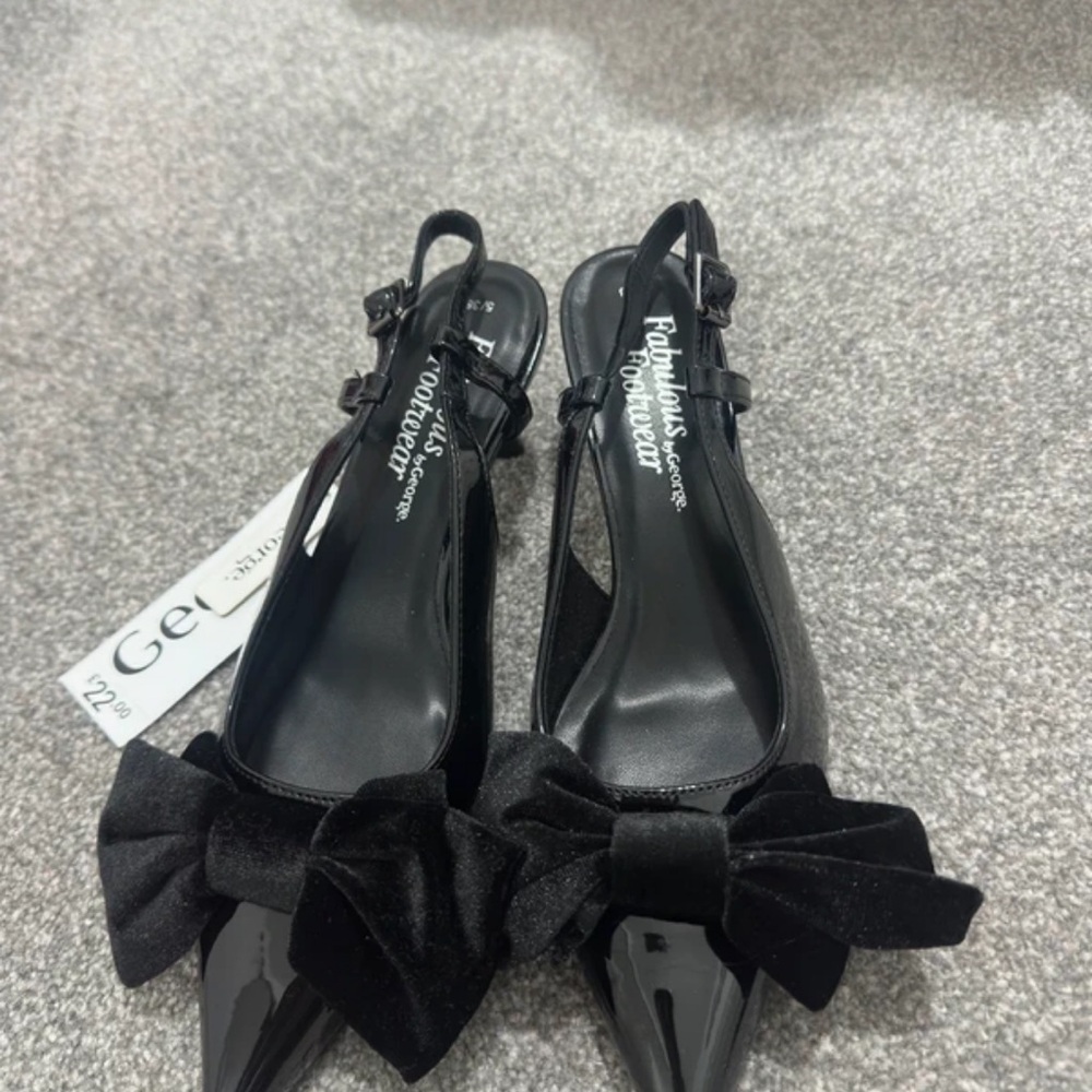George Women's Black Slingback Shoes with Bow